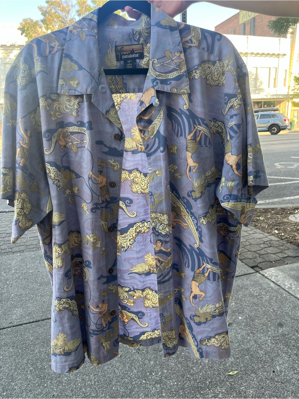 VINTAGE PatALOHA 2002 spring collection. Size large